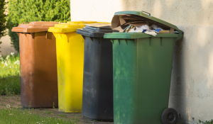 Distinguer les différentes couleurs de chaque poubelle