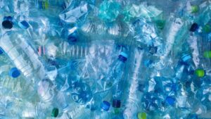 Bouteille d'eau en plastique